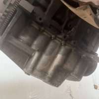 Motore Renault K4JC7, 1.4 Benzina Coppa Olio vista laterale sinistra